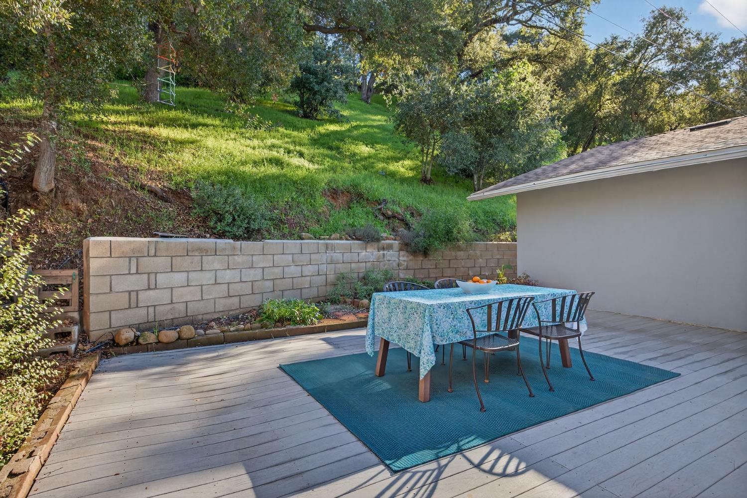 1918 Country Place Ojai, CA 93023 - Photo 6 of 36