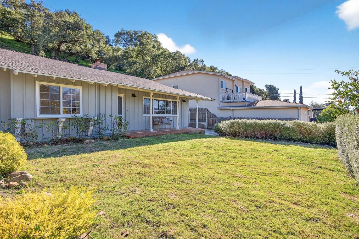 1918 Country Place Ojai, CA 93023 - Photo 8 of 36