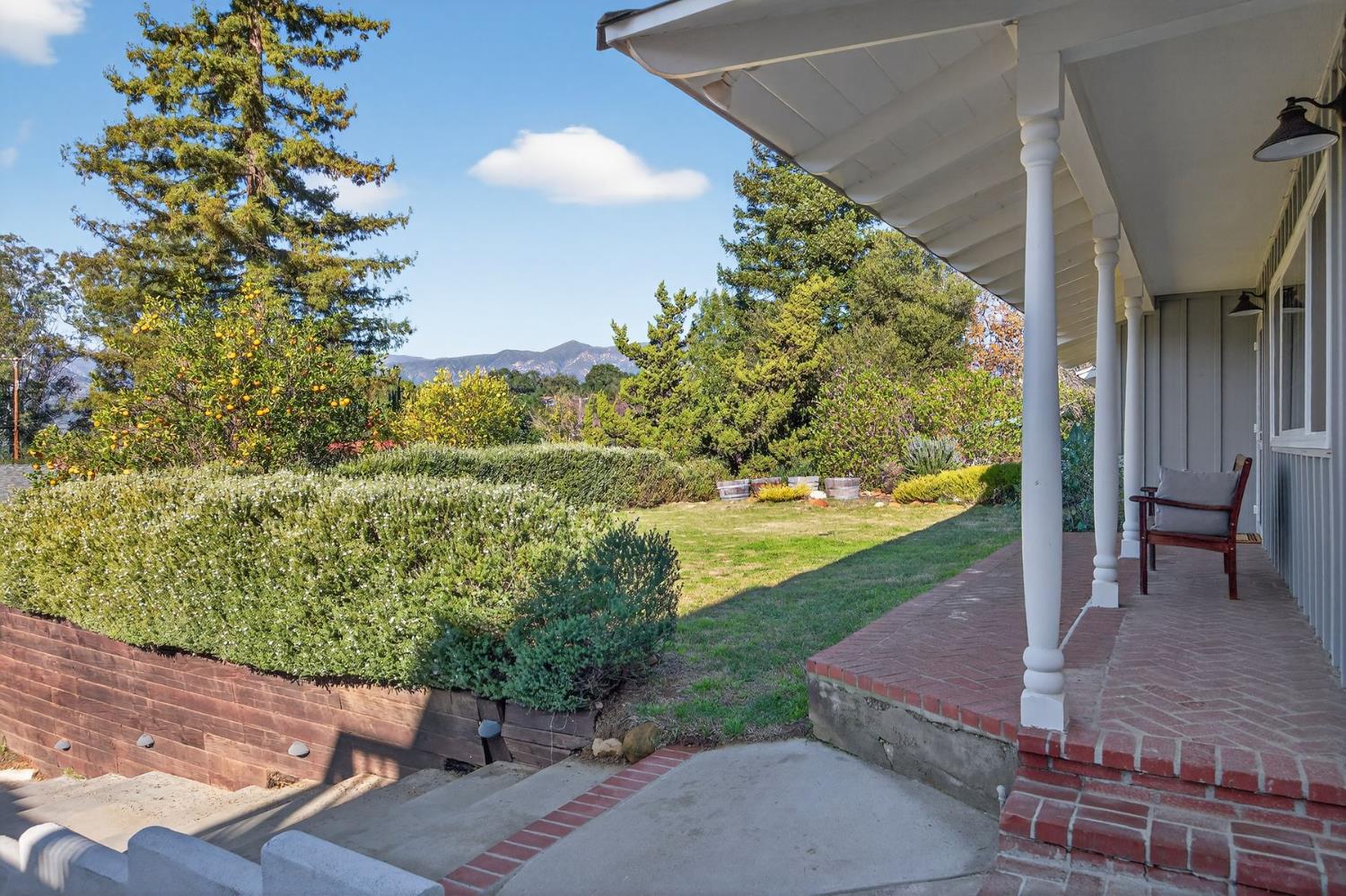 1918 Country Place Ojai, CA 93023 - Photo 9 of 36