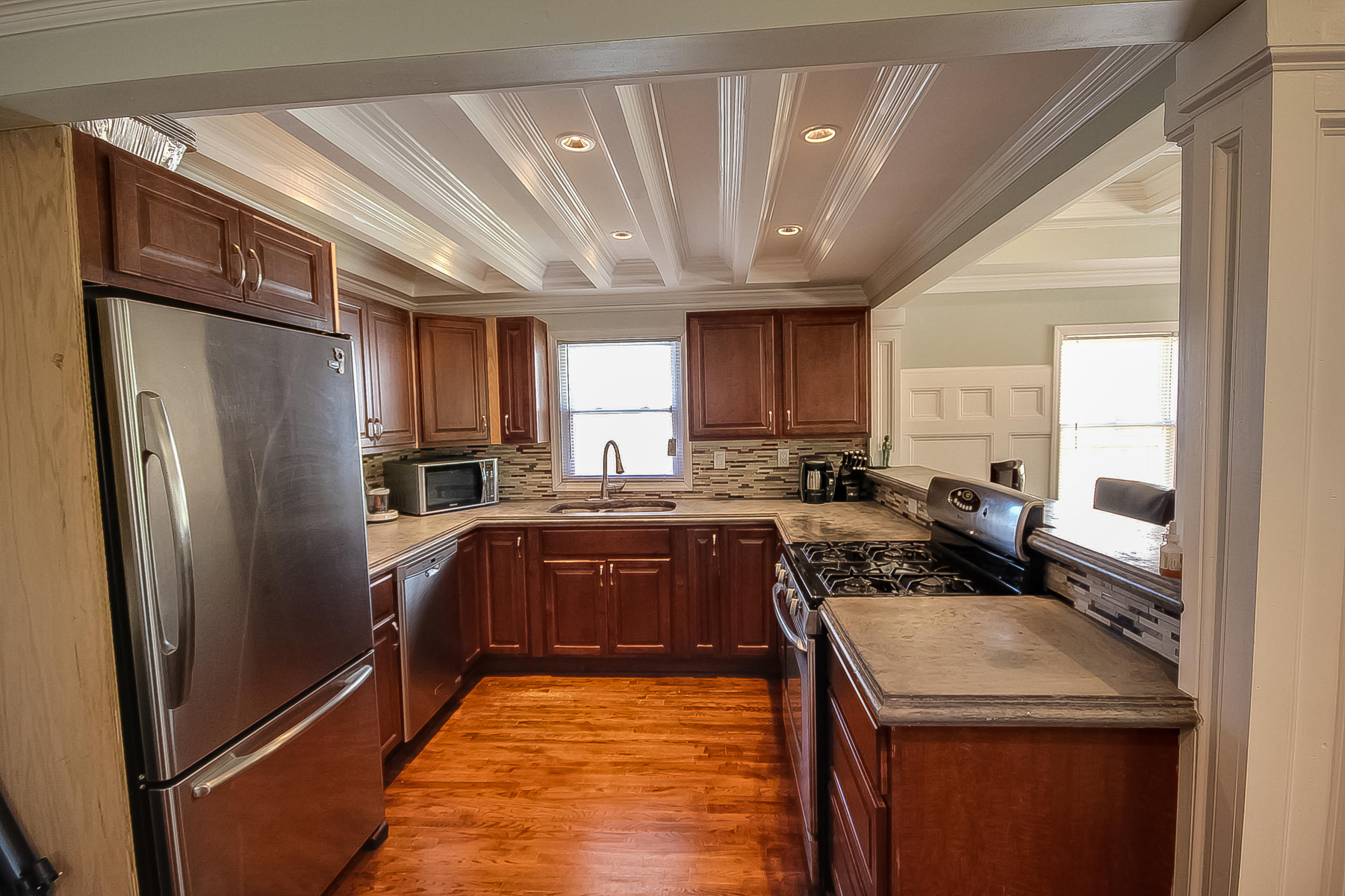 1847 Grimball Road Charleston, SC 29412 - Photo 4 of 14 5