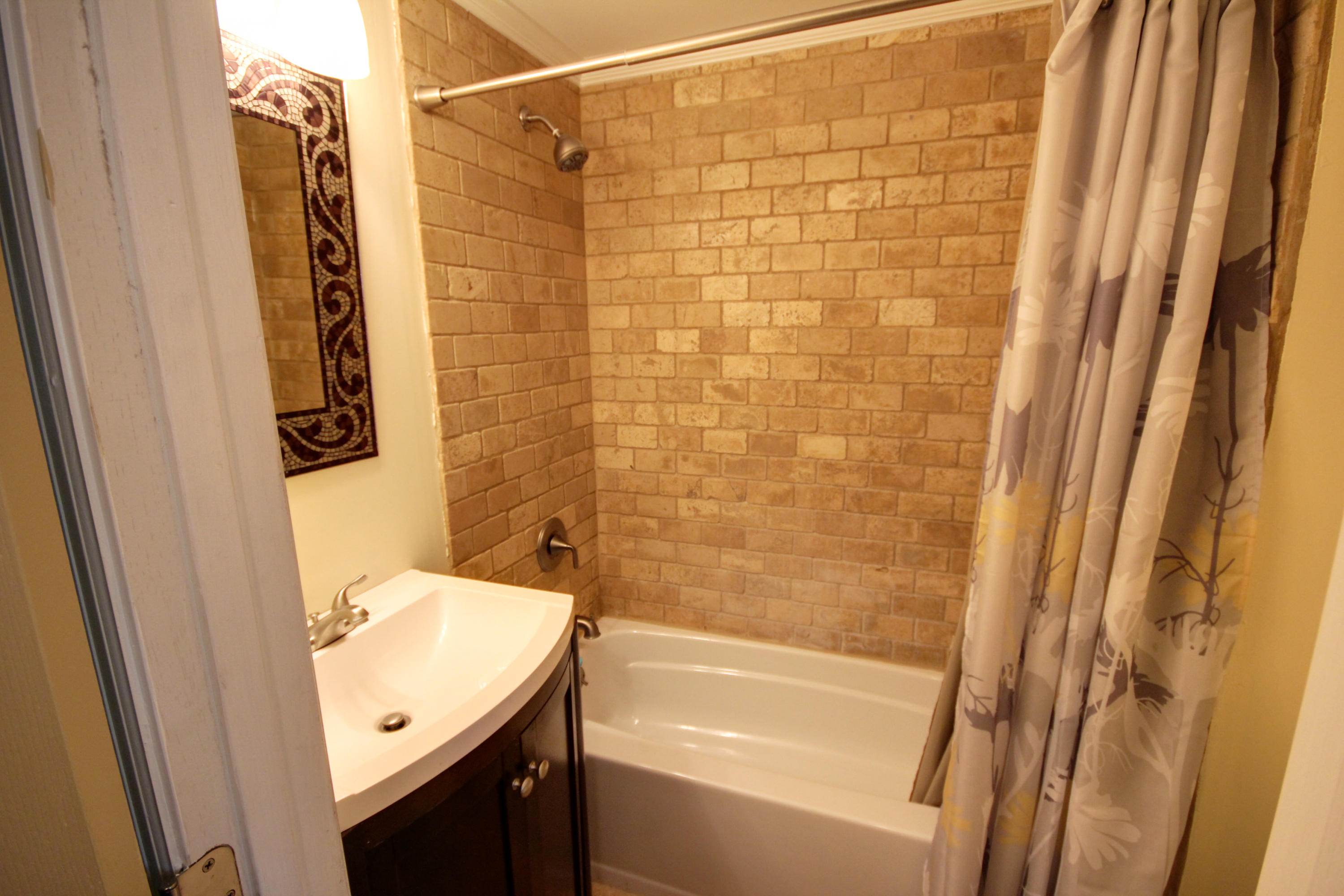 1847 Grimball Road Charleston, SC 29412 - Photo 10 of 14 11