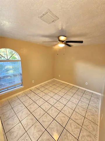 $1,950 | 1310 Goswell Lane, Channelview, TX 77530