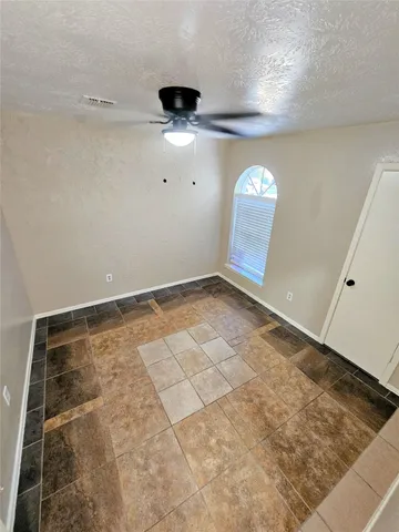 $1,950 | 1310 Goswell Lane, Channelview, TX 77530