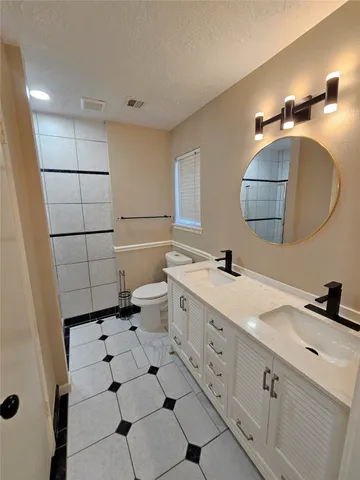 $1,950 | 1310 Goswell Lane, Channelview, TX 77530