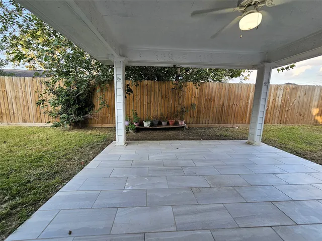 $1,950 | 1310 Goswell Lane, Channelview, TX 77530