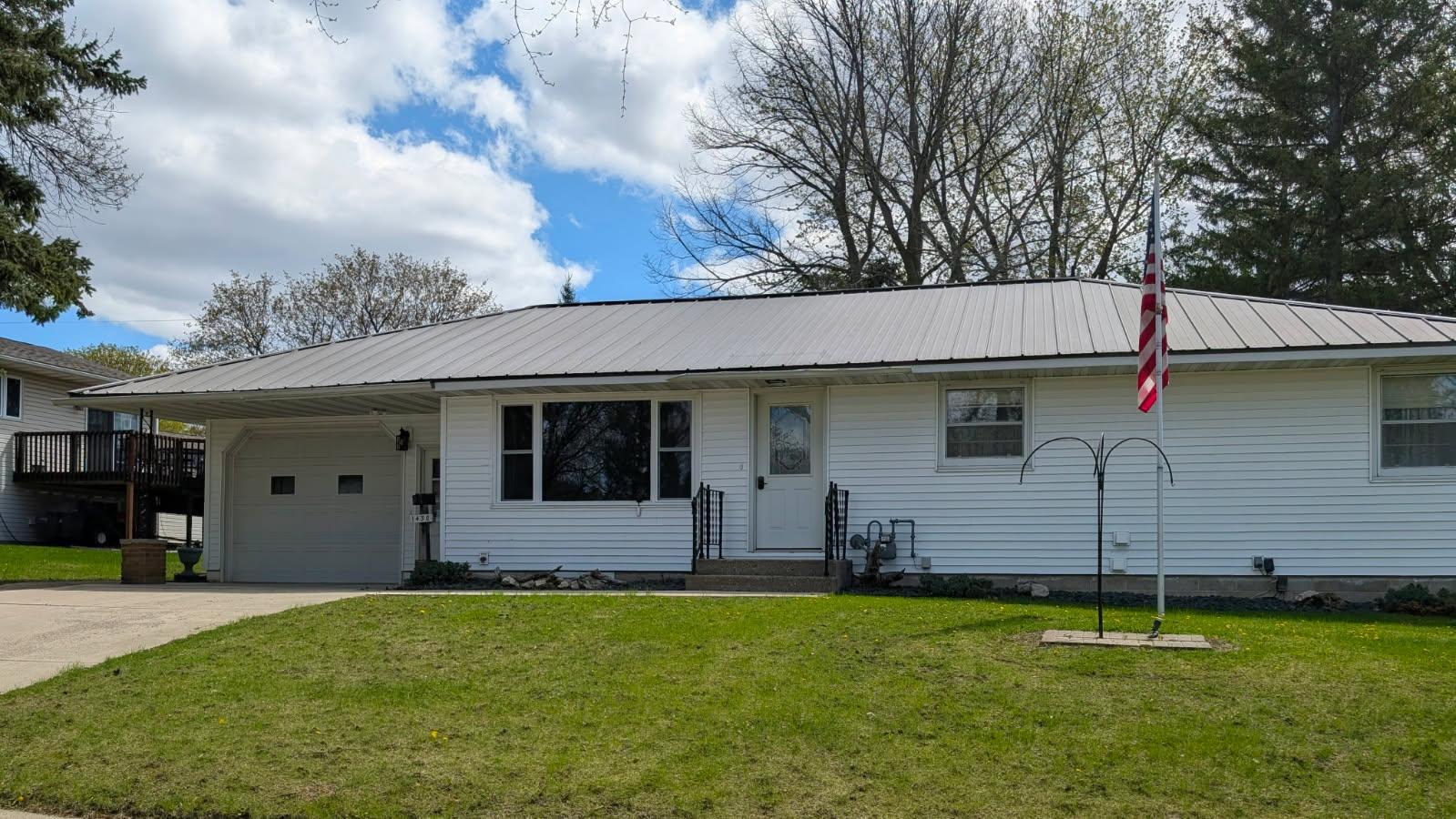 1430 North 4th Street Montevideo, MN 56265 - Photo 2 of 57