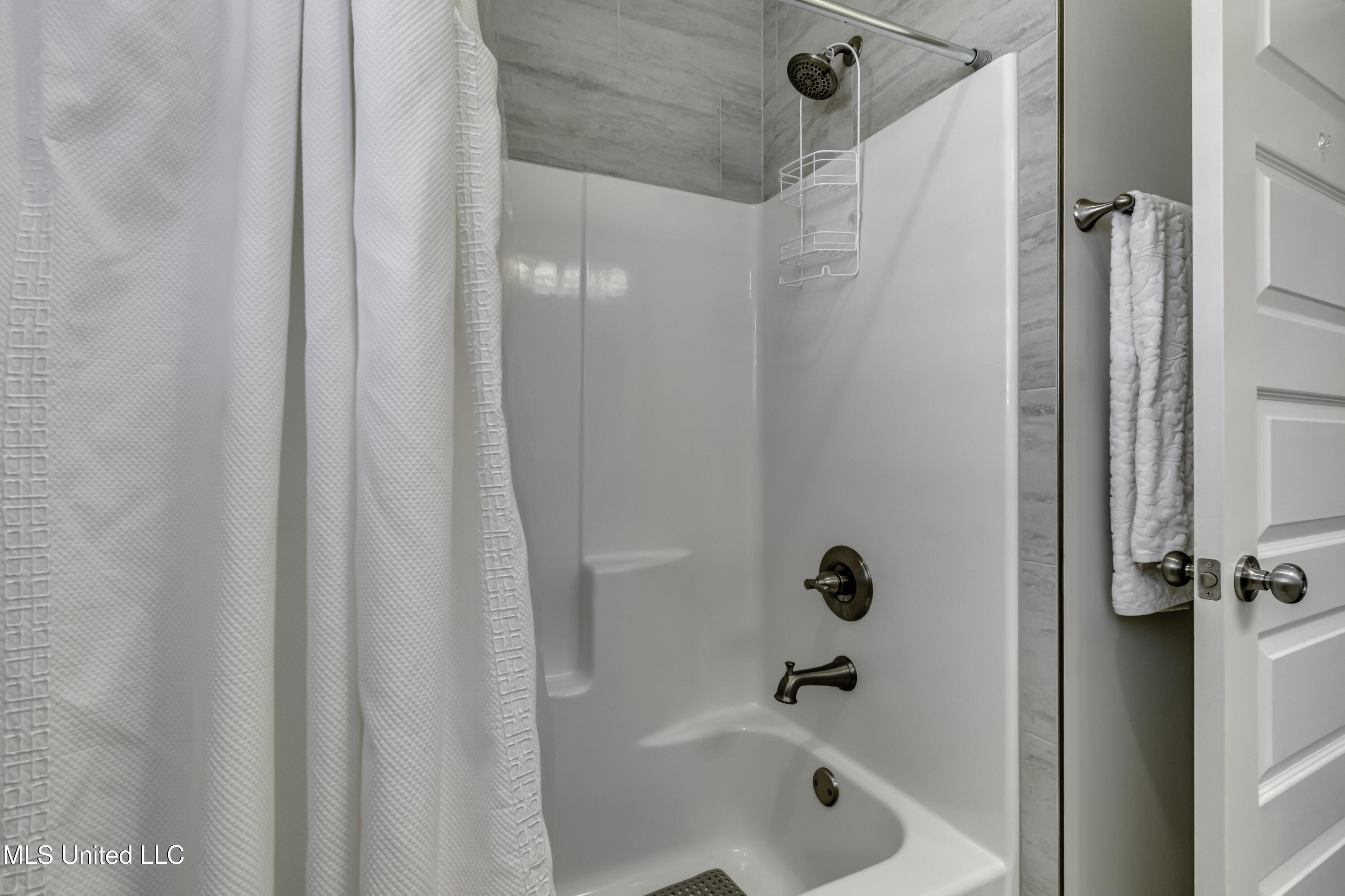 118 Hampstead Drive Madison, MS 39110 - Photo 17 of 64 118 Hampstead --46