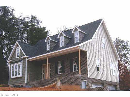 7 Darwick Road Winston-Salem, NC 27127 - Photo 2 of 3 Other.