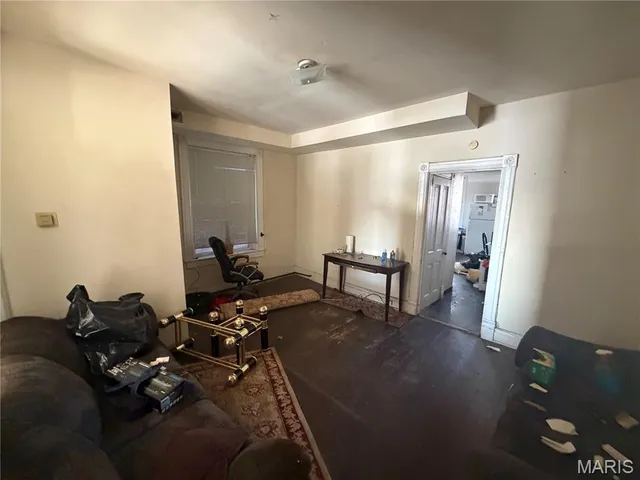 $275,000 | 1719 Iowa Avenue, St. Louis, MO 63104