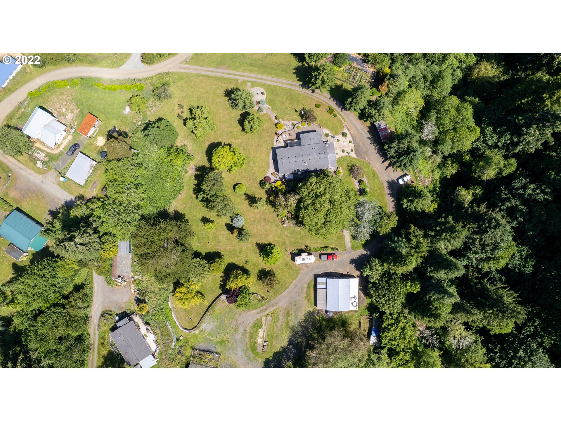 56683 Riverton Road Coquille, OR 97423 - Photo 5 of 32 Gallery Image 5