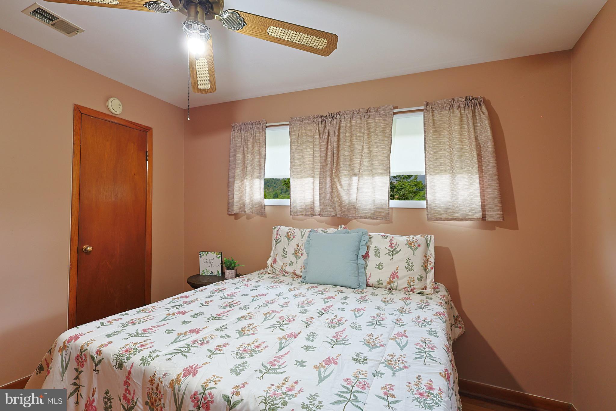 513 Second Street Romney, WV 26757 - Photo 24 of 43