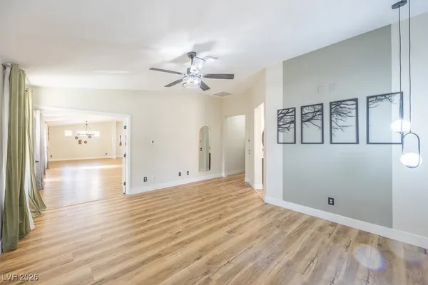 $3,800 | 8217 Cabin Springs Avenue, Las Vegas, NV 89131