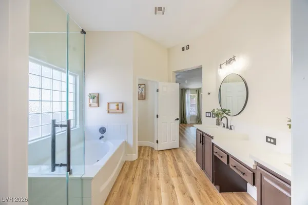 $3,800 | 8217 Cabin Springs Avenue, Las Vegas, NV 89131