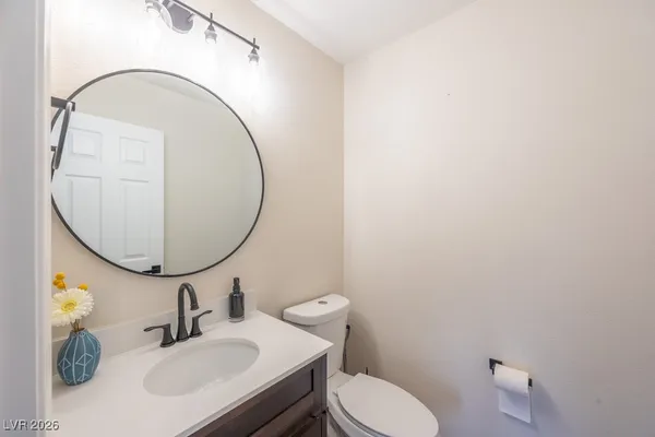 $3,800 | 8217 Cabin Springs Avenue, Las Vegas, NV 89131