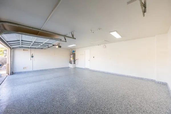$3,800 | 8217 Cabin Springs Avenue, Las Vegas, NV 89131