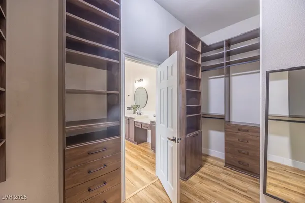 $3,800 | 8217 Cabin Springs Avenue, Las Vegas, NV 89131