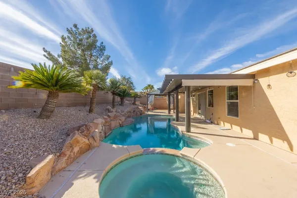$3,800 | 8217 Cabin Springs Avenue, Las Vegas, NV 89131