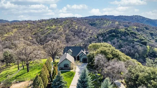 $1,235,000 | 24500 Heather Court, Tehachapi, CA 93561