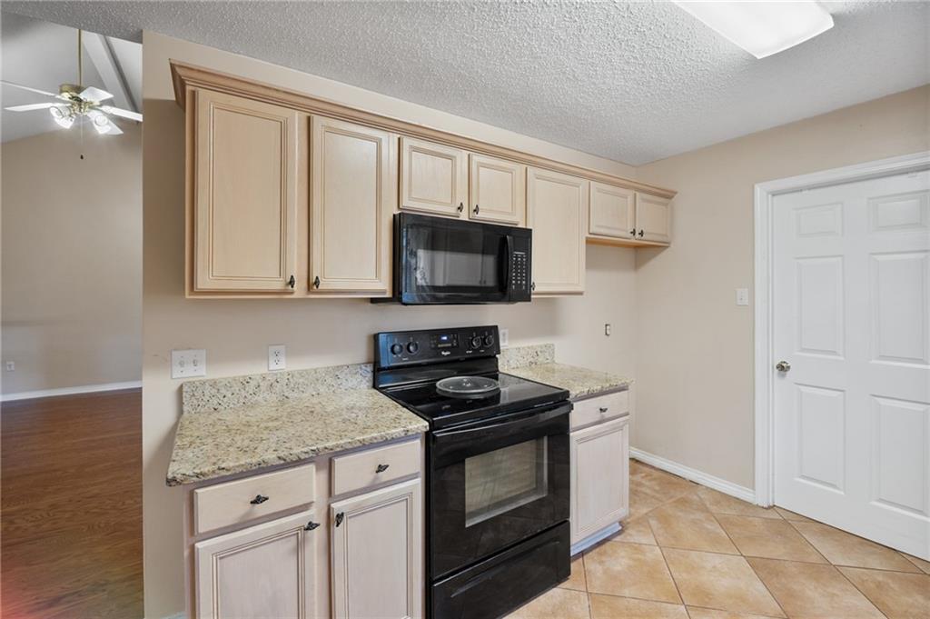 374 East Suncrest Loop Slidell, LA 70458 - Photo 9 of 21 Gallery Image 9