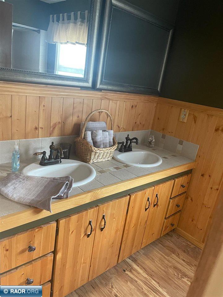4027 3rd Avenue East Hibbing, MN 55746 - Photo 16 of 28