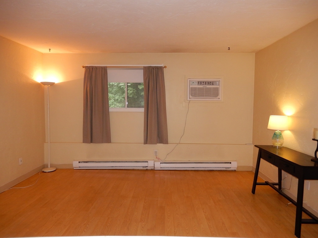 23 Erick Road, Unit 2 Mansfield, MA 02048 - Photo 5 of 22