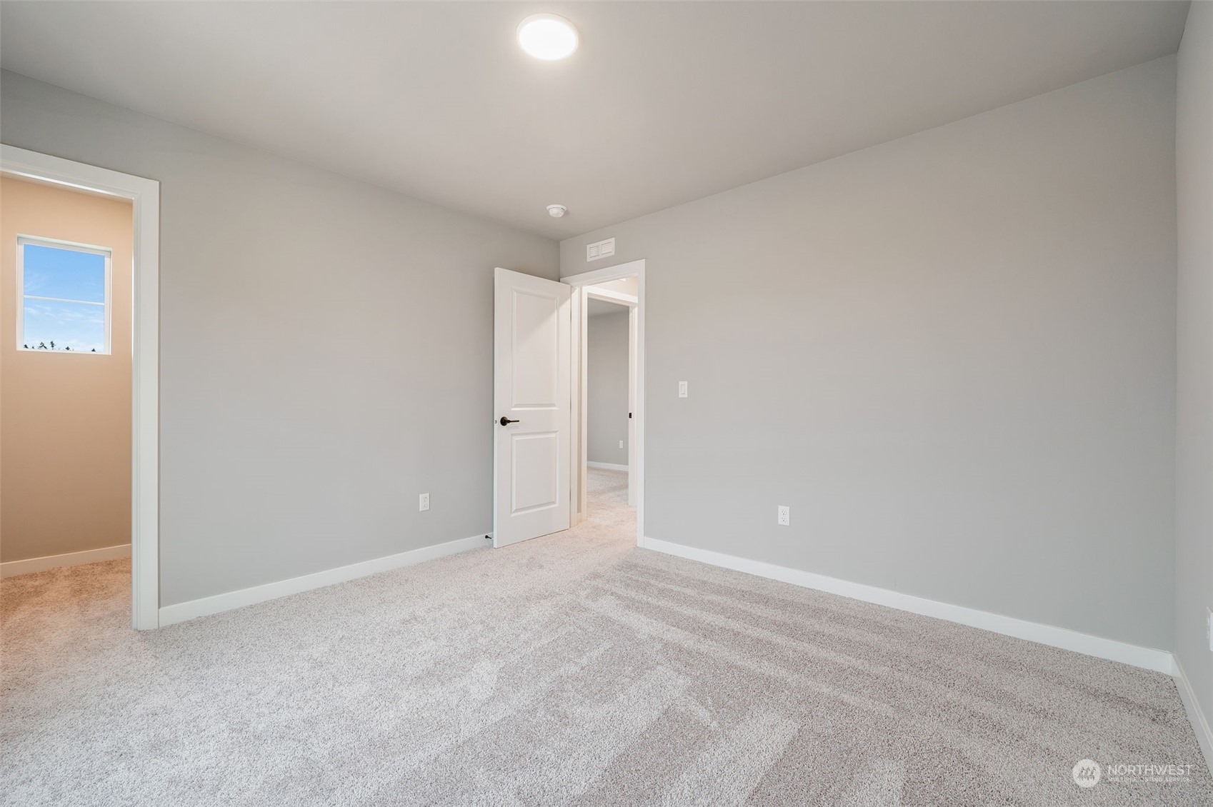 5536 Kinross Rd Port Orchard Southwest, Unit 118 Port Orchard, WA 98367 - Photo 20 of 26 Gallery Image 20