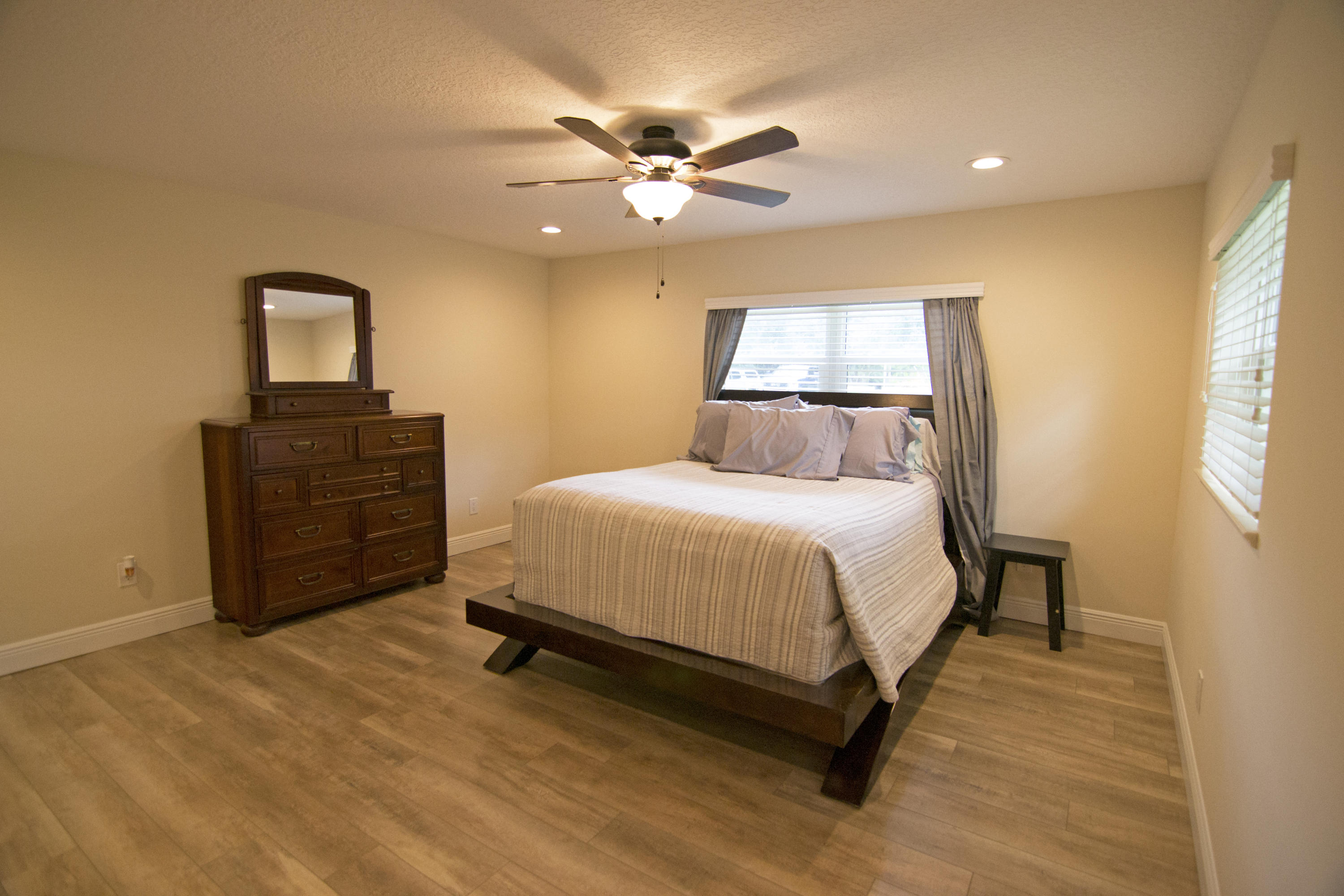 2133 Johnston Road Fort Pierce, FL 34951 - Photo 36 of 41 DSC_0043