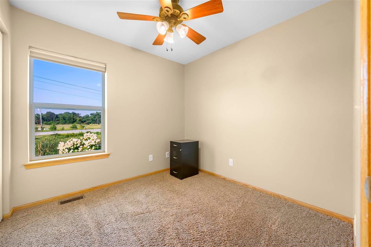 6103 Ridgewood Meadows Lane Northeast Cedar Rapids, IA 52411 - Photo 13 of 33 Gallery Image 13