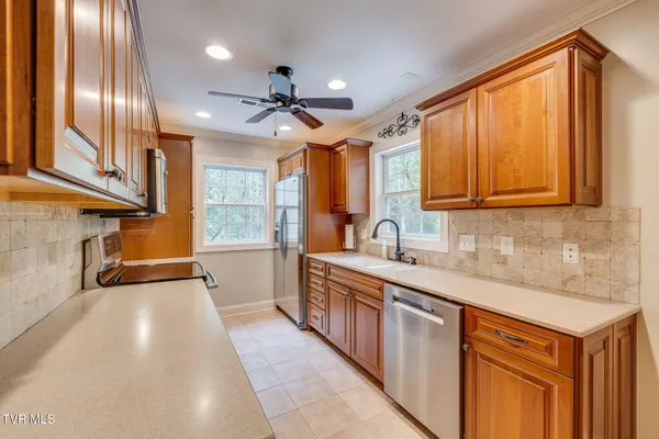 $379,999 | 205 Bridgewater Court, Gray, TN 37615