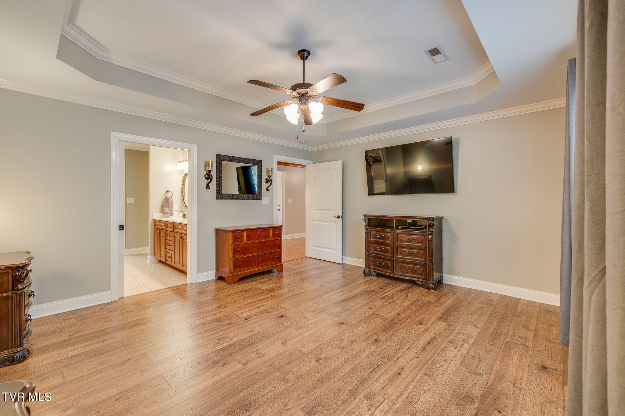 205 Bridgewater Court Gray, TN 37615 - Photo 15 of 36 016