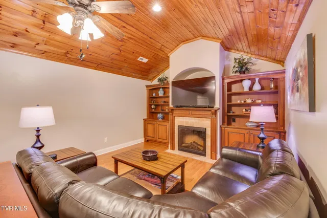 $394,999 | 205 Bridgewater Court, Gray, TN 37615