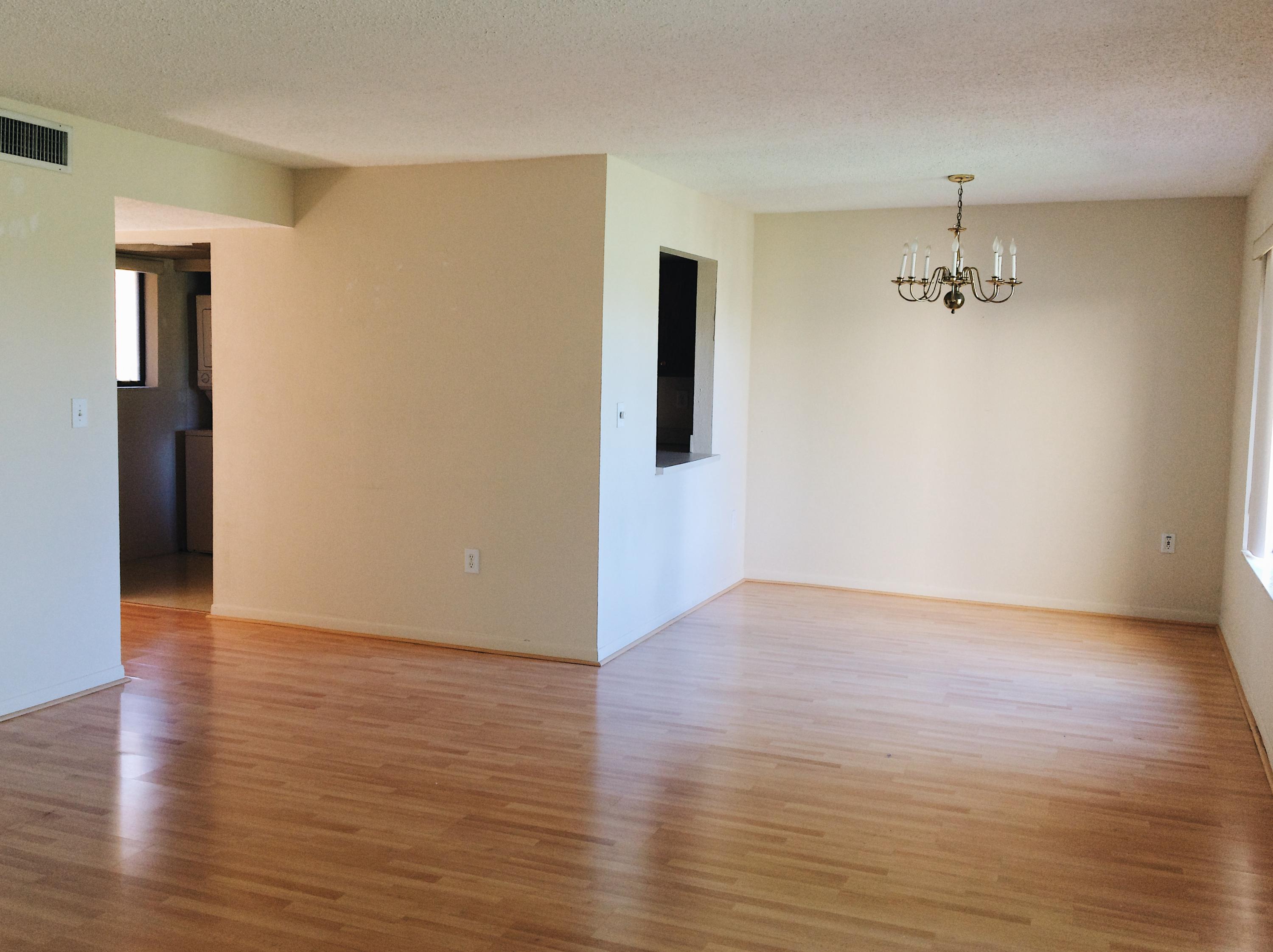 5313 Southeast Miles Grant Road, Unit K207 Stuart, FL 34997 - Photo 7 of 20 IMG_1674