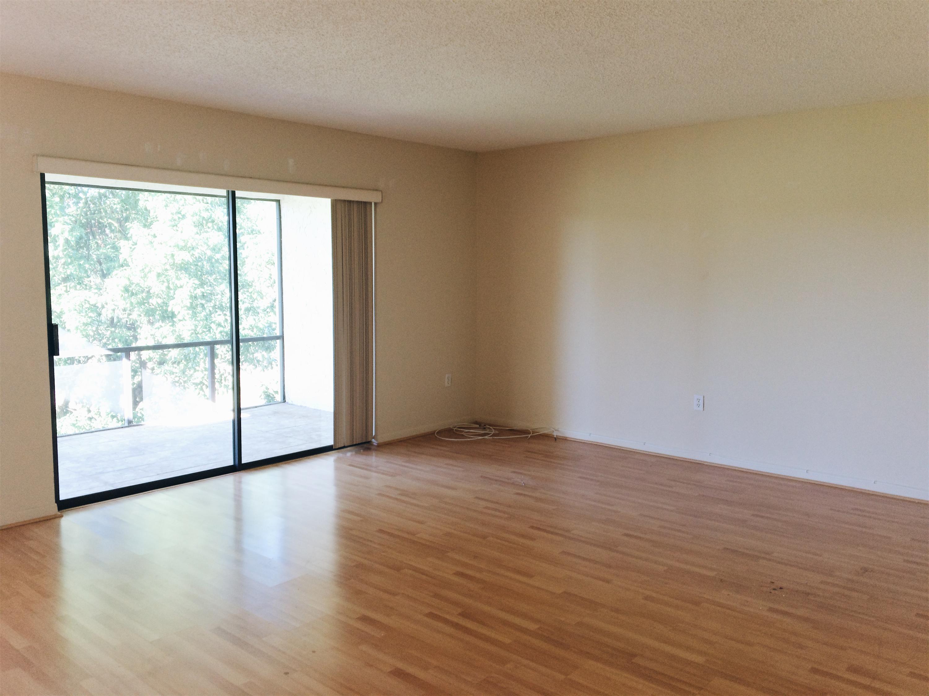 5313 Southeast Miles Grant Road, Unit K207 Stuart, FL 34997 - Photo 8 of 20 IMG_1677