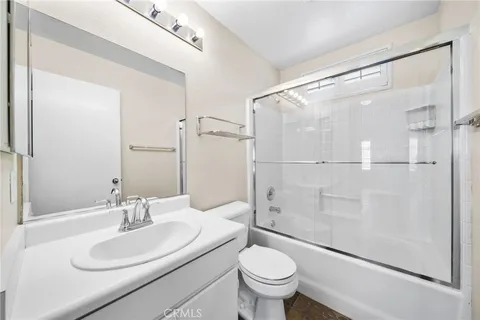 $454,000 | 40609 Corte Albara, Murrieta, CA 92562