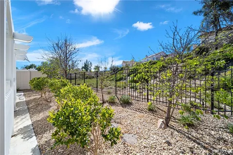 $454,000 | 40609 Corte Albara, Murrieta, CA 92562