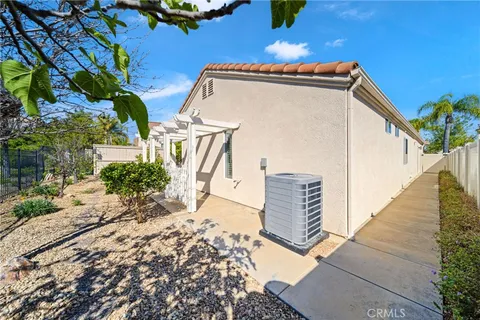 $454,000 | 40609 Corte Albara, Murrieta, CA 92562