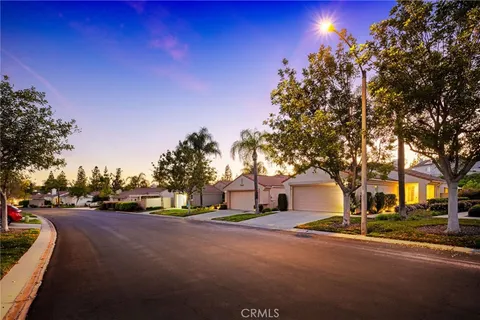 $454,000 | 40609 Corte Albara, Murrieta, CA 92562