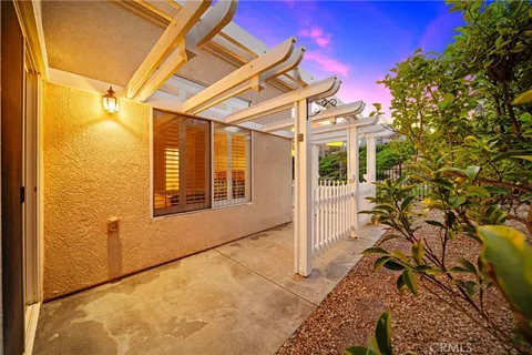 $454,000 | 40609 Corte Albara, Murrieta, CA 92562