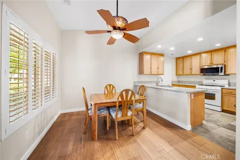 $454,000 | 40609 Corte Albara, Murrieta, CA 92562