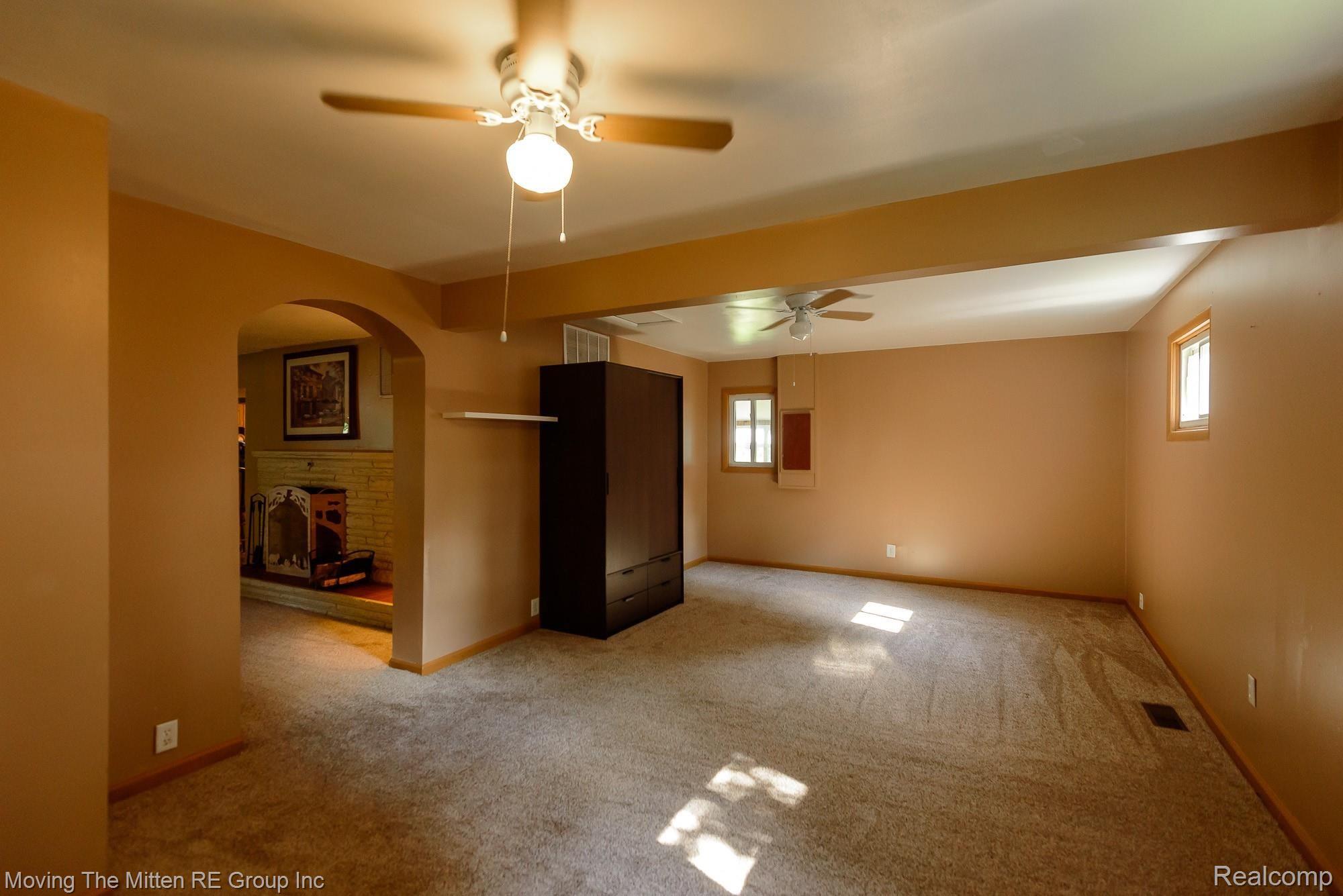41834 Savage Road Belleville, MI 48111 - Photo 20 of 60 18.jpg