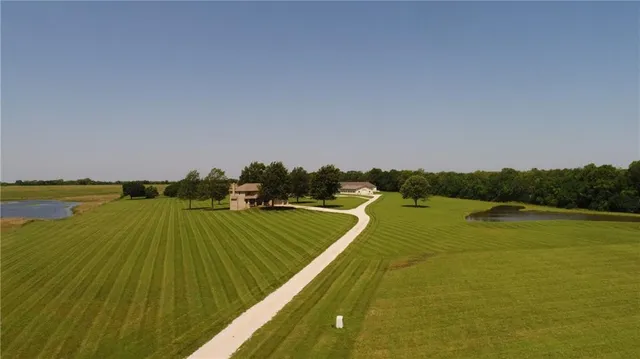 $1,695,000 | 22750 South Moonlight Road, Spring Hill, KS 66083