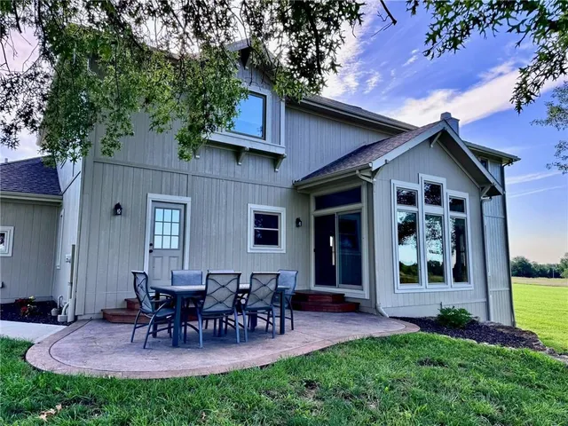 $1,695,000 | 22750 South Moonlight Road, Spring Hill, KS 66083