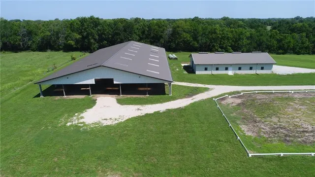$1,695,000 | 22750 South Moonlight Road, Spring Hill, KS 66083