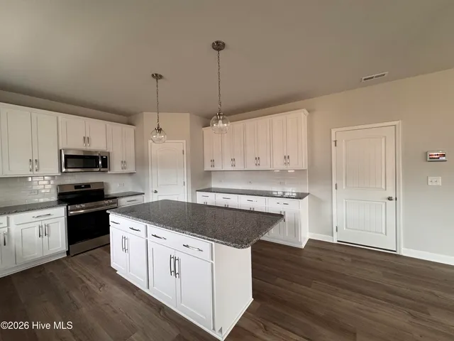 $423,305 | 271 Elijah Way, Unit 60, Vass, NC 28394