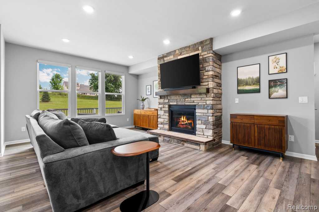 735 Risdon Trail North Saline, MI 48176 - Photo 33 of 98