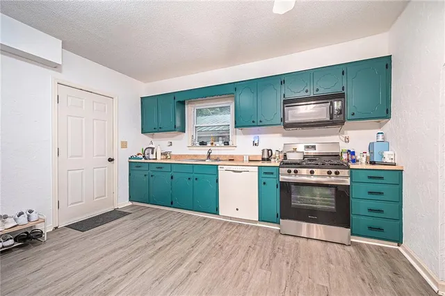 $180,000 | 3521 North 65th Street, Kansas City, KS 66104