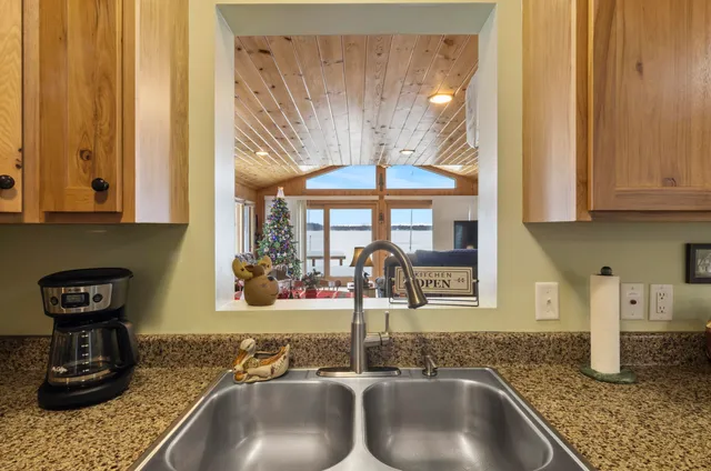 $1,250,000 | 7954 Cedar Street, Beulah, MI 49617