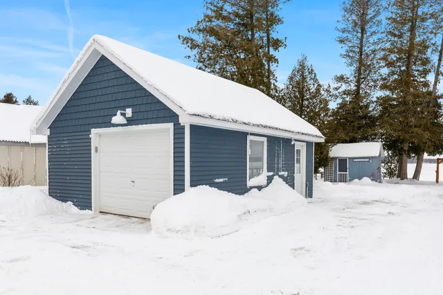 $1,125,000 | 7954 Cedar Street, Beulah, MI 49617