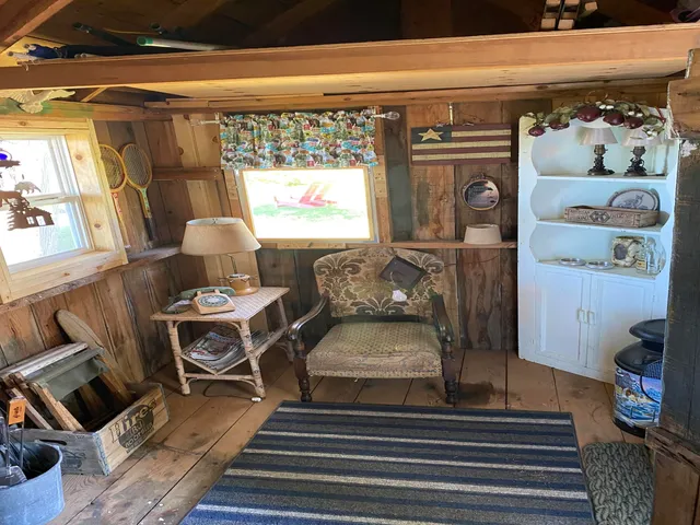 $1,125,000 | 7954 Cedar Street, Beulah, MI 49617