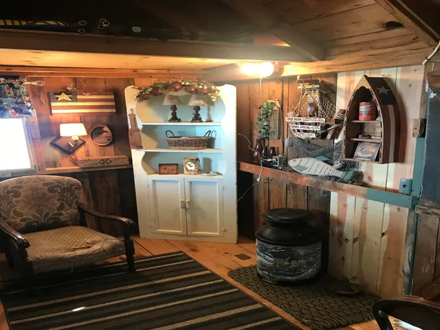 $1,125,000 | 7954 Cedar Street, Beulah, MI 49617